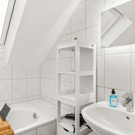 Pakito Zentrum - Workstation - Stilvoll & Komfortabel - Parkplatz Kassel