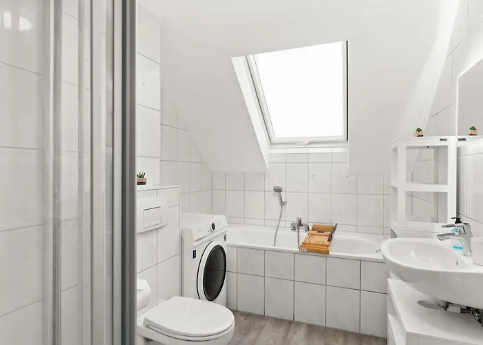 Pakito Zentrum - Workstation - Stilvoll & Komfortabel - Parkplatz Kassel