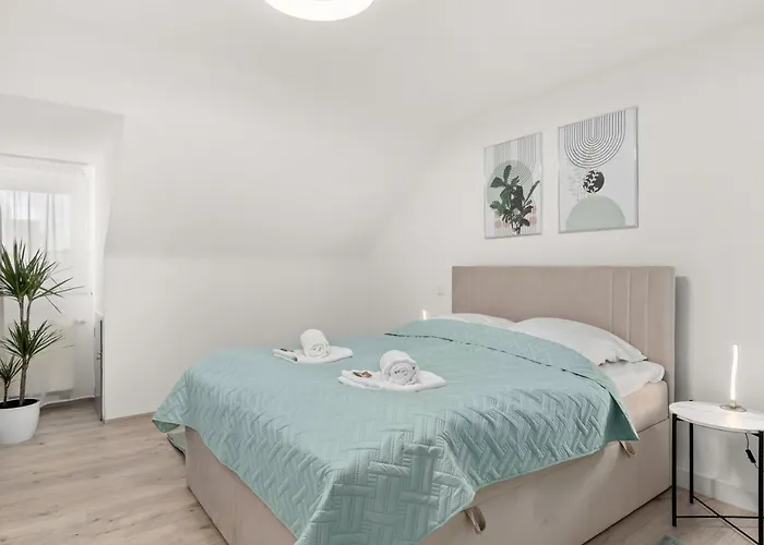 Apartament Pakito Zentrum - Workstation - Stilvoll & Komfortabel - Parkplatz