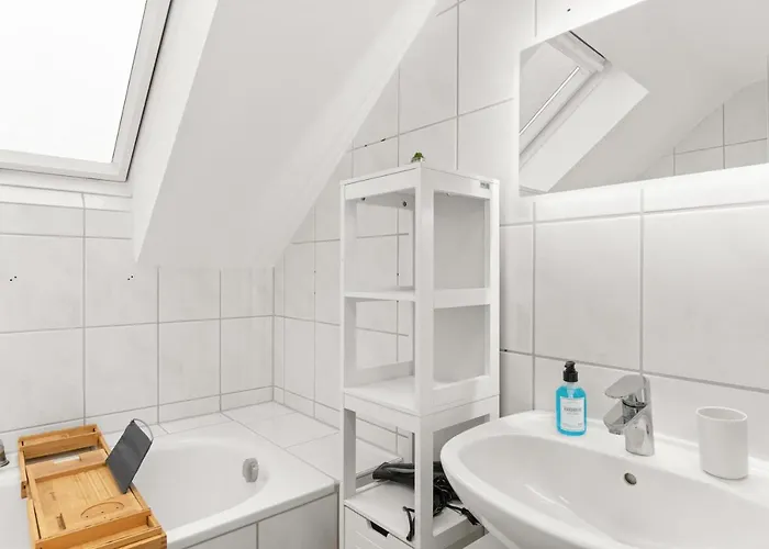 Pakito Zentrum - Workstation - Stilvoll & Komfortabel - Parkplatz Kassel